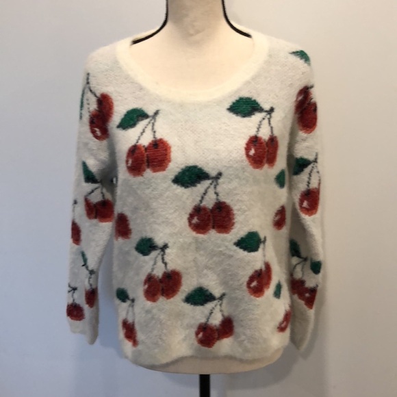 Shrinking violet sweater cherry white fluffy soft SZ  XS - Picture 7 of 9